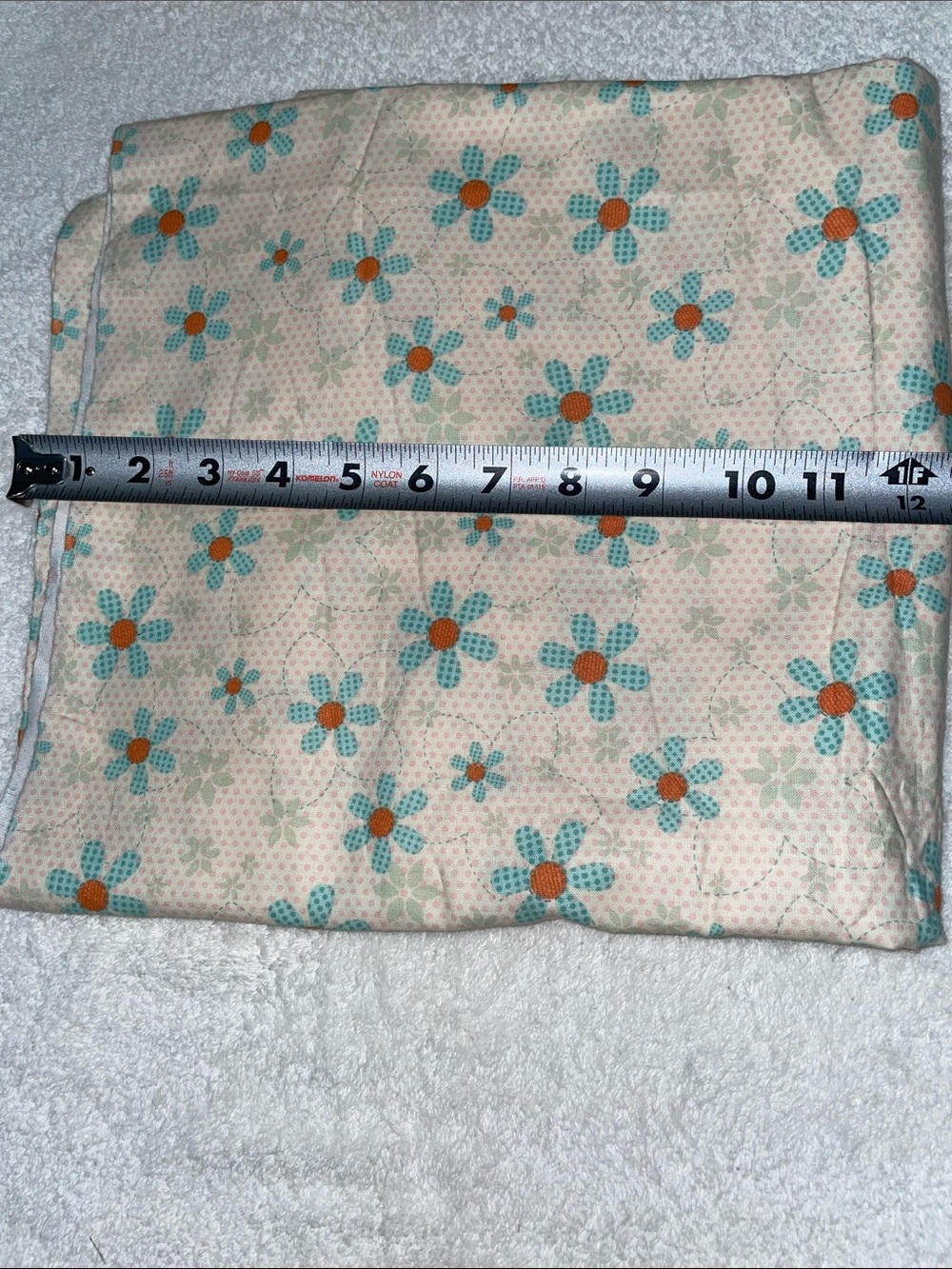 4-5 LB MIXED FABRIC BUNDLE • USABLE PIECES • CRAFT & SEWING C4 - Picture 4 of 9